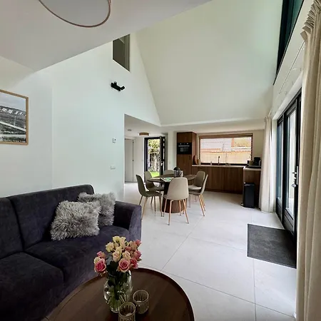 Lucky בית נופש *