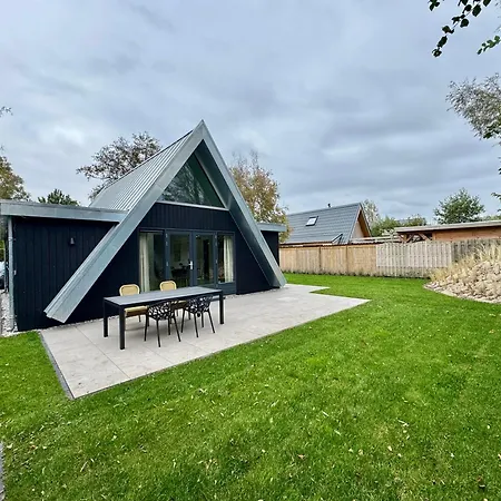 Lucky בית נופש *